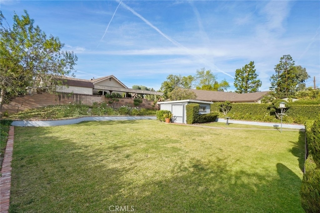 12281 Woodley Avenue - Photo 38