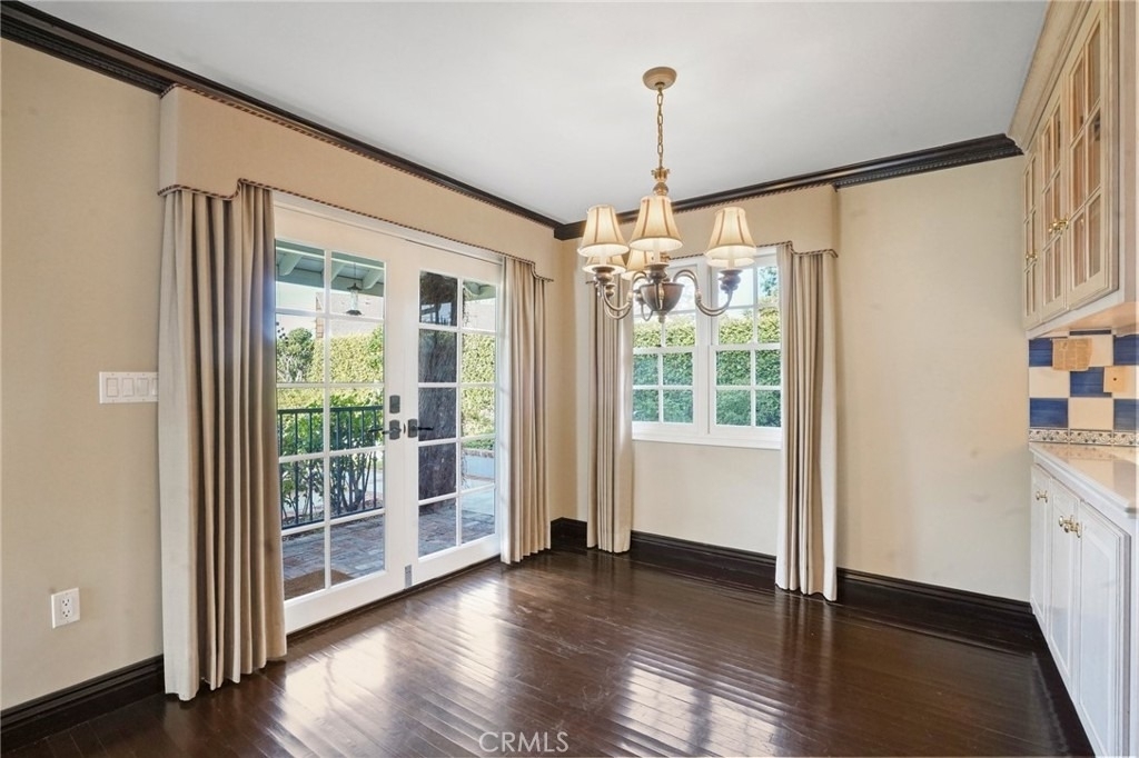 12281 Woodley Avenue - Photo 14