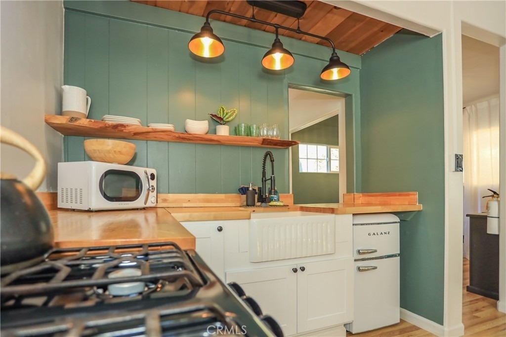 325 Hilltop Lane - Photo 8