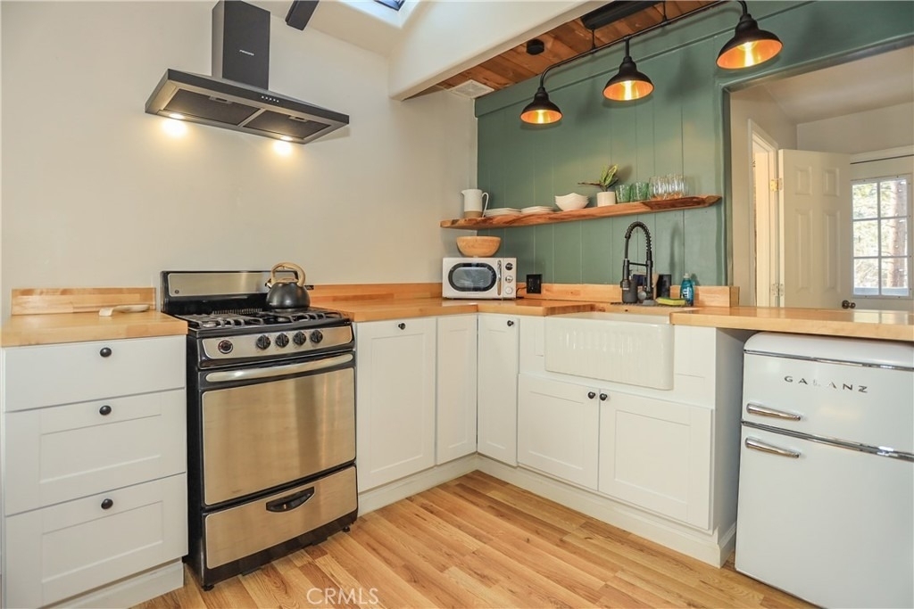 325 Hilltop Lane - Photo 7
