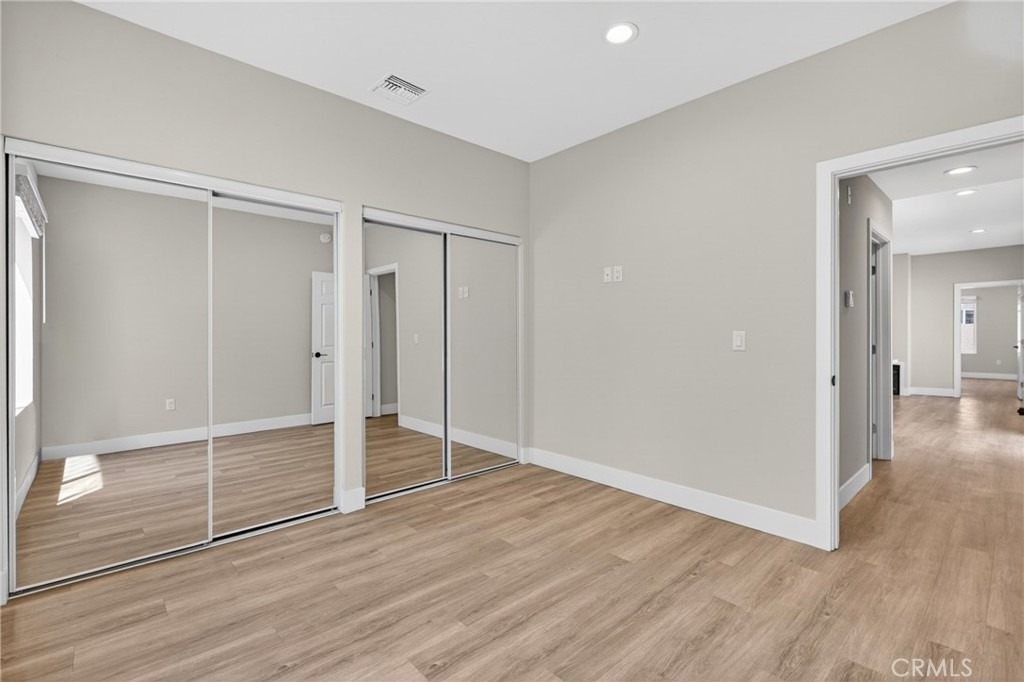 8412 Burnet Avenue - Photo 11