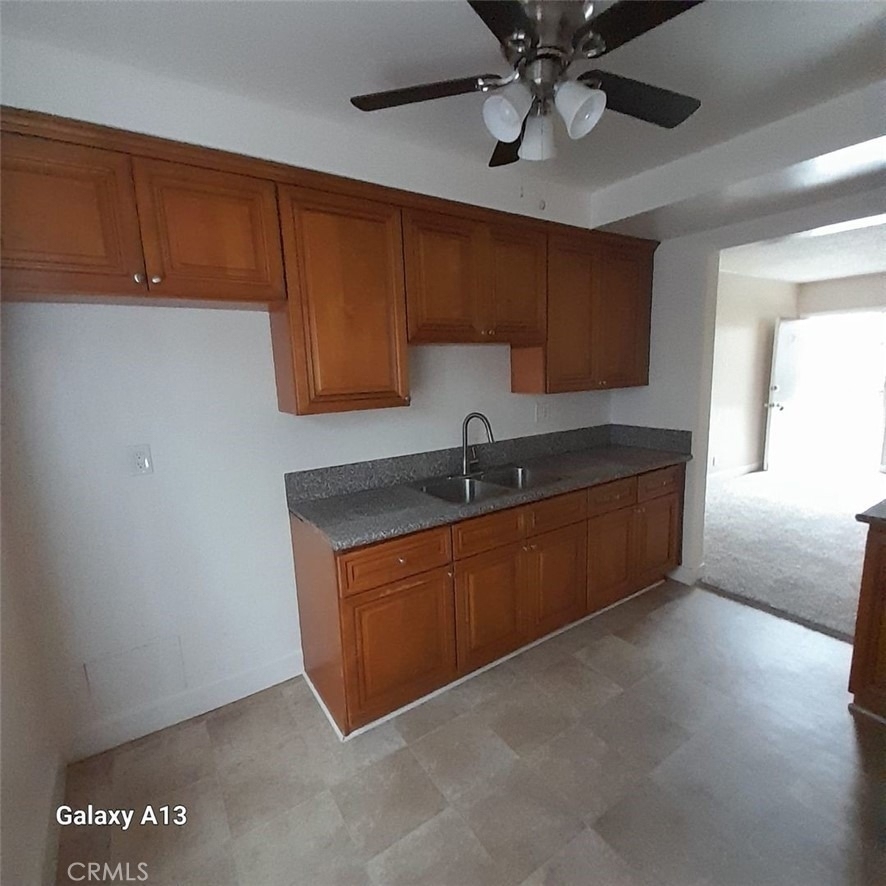 8547 Imperial - Photo 1