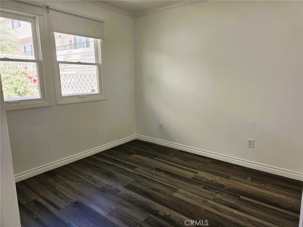 501 Avenue B - Photo 6