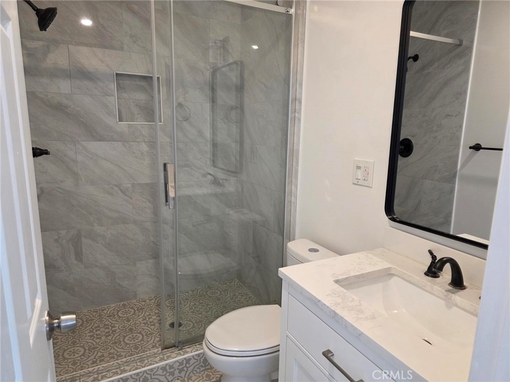 501 Avenue B - Photo 11
