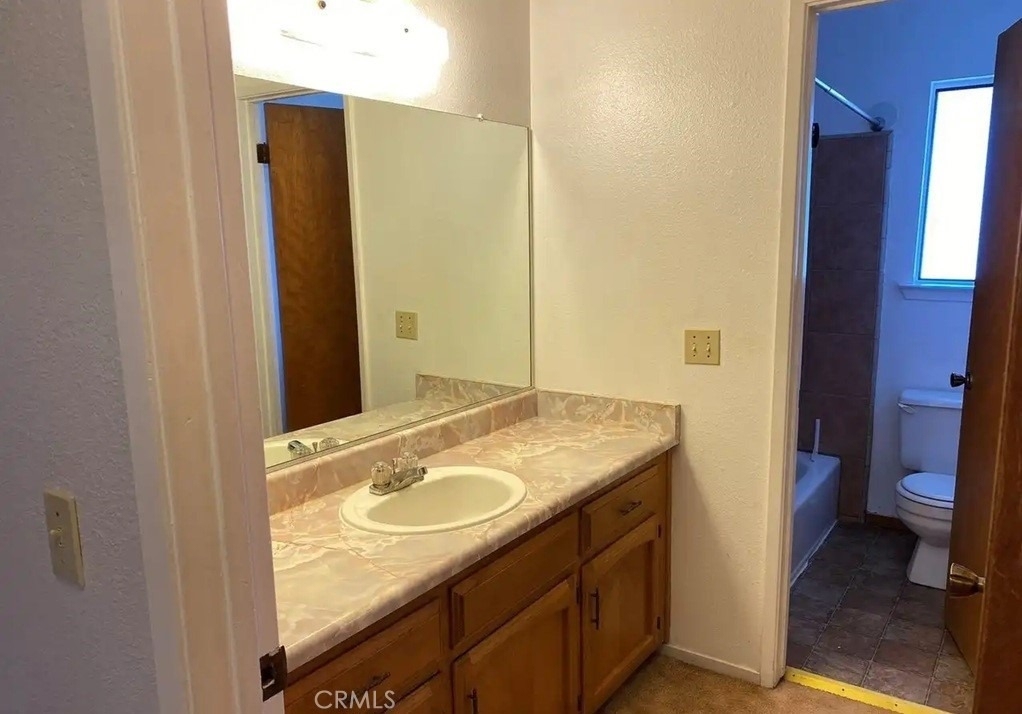 1036 Baden Avenue - Photo 5
