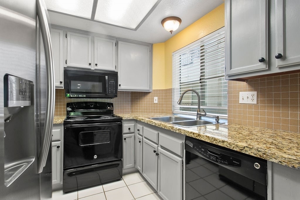 430 Lake Street - Photo 5