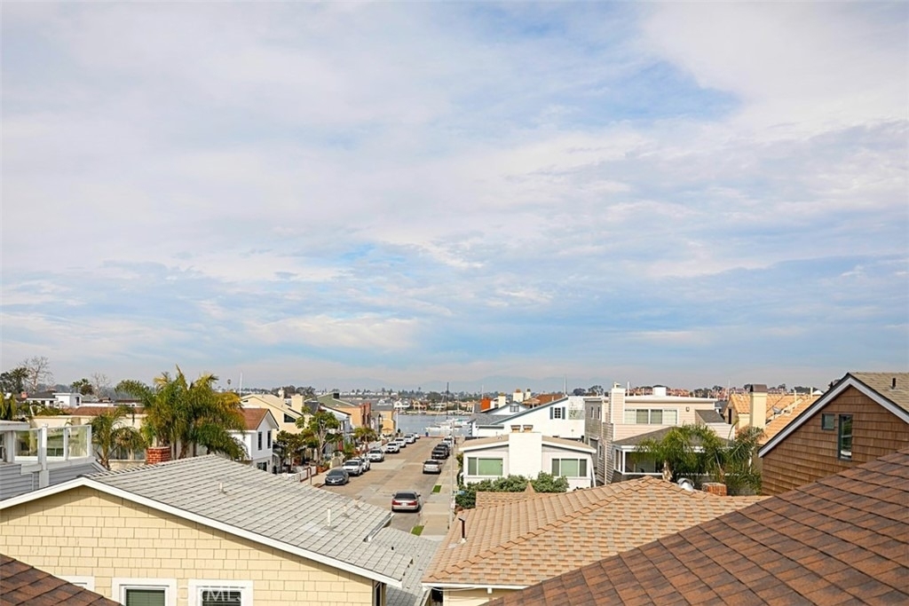 208 E Balboa Boulevard - Photo 38