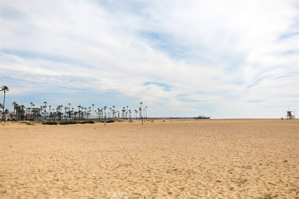 208 E Balboa Boulevard - Photo 42