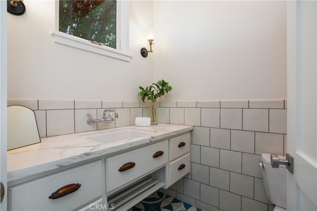 2217 Laurel - Photo 22