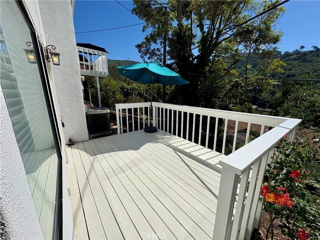 1033 Eastman Way - Photo 7