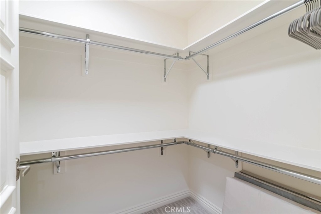 352 Caruso Avenue - Photo 22