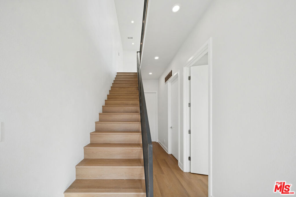 4523 St Elmo Drive - Photo 8