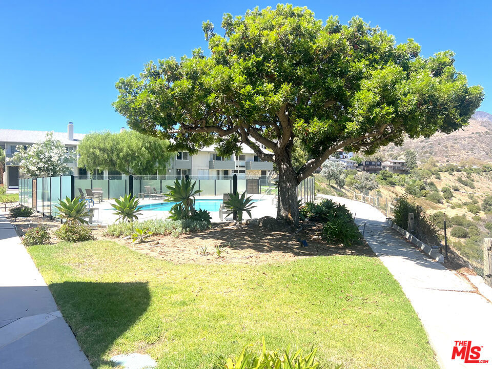 6232 Tapia Drive - Photo 31