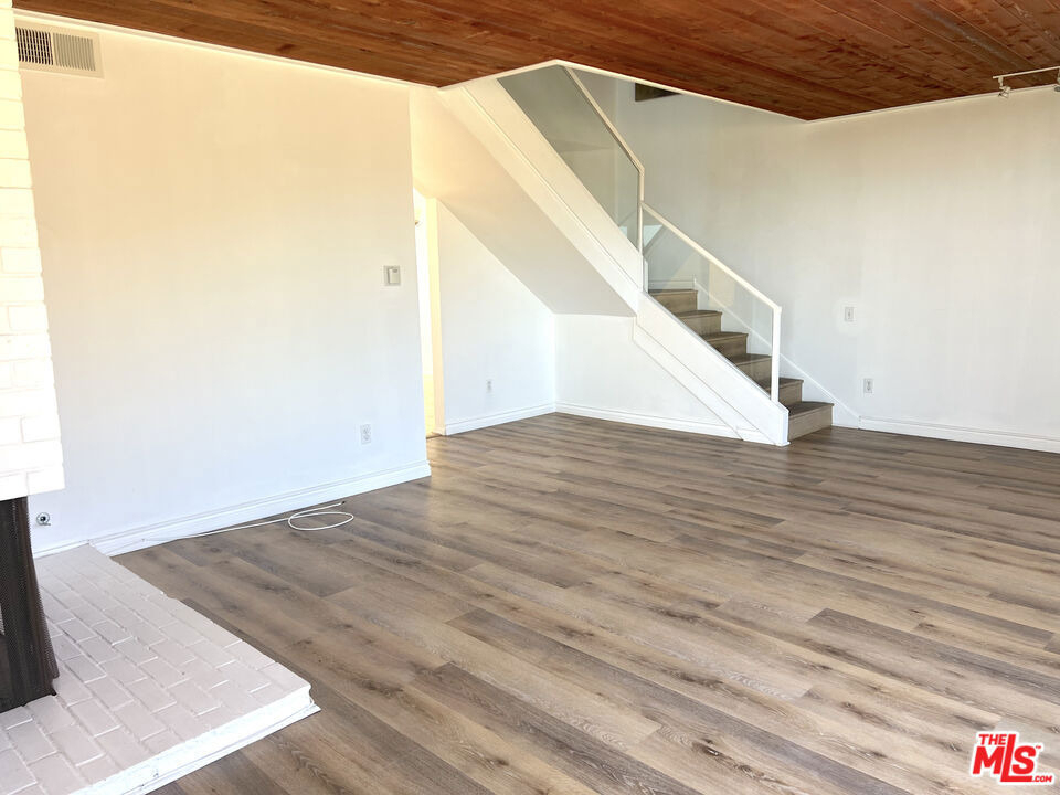 6232 Tapia Drive - Photo 10