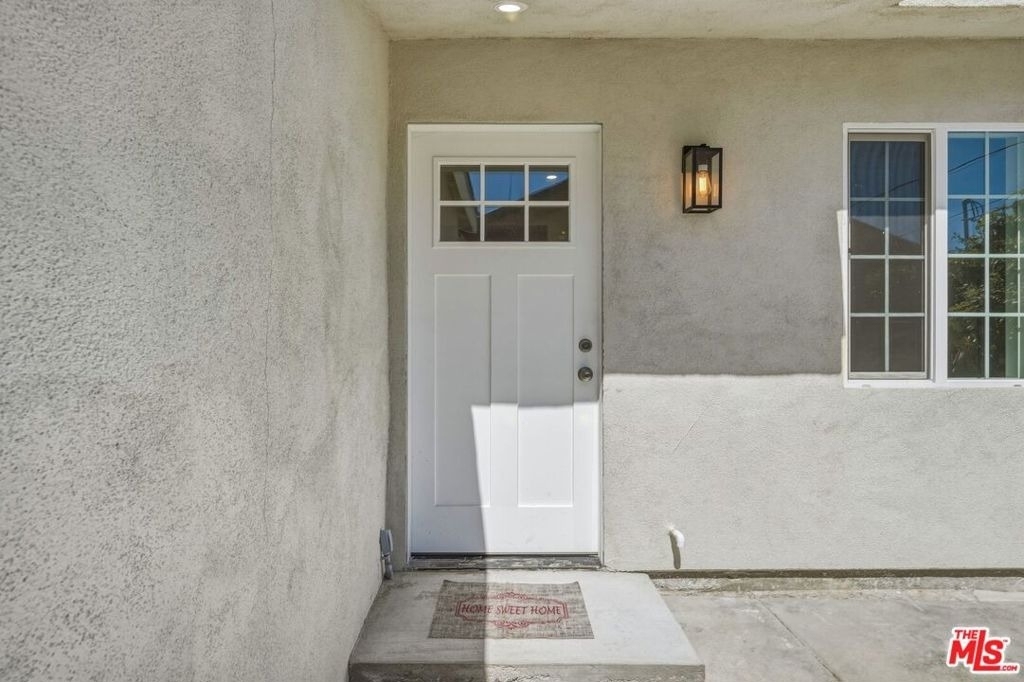 11445 Delano Street - Photo 12
