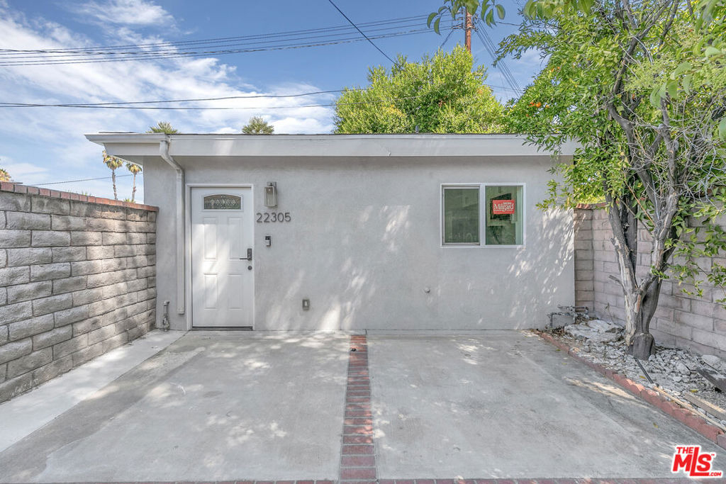 22305 Gilmore Street - Photo 5