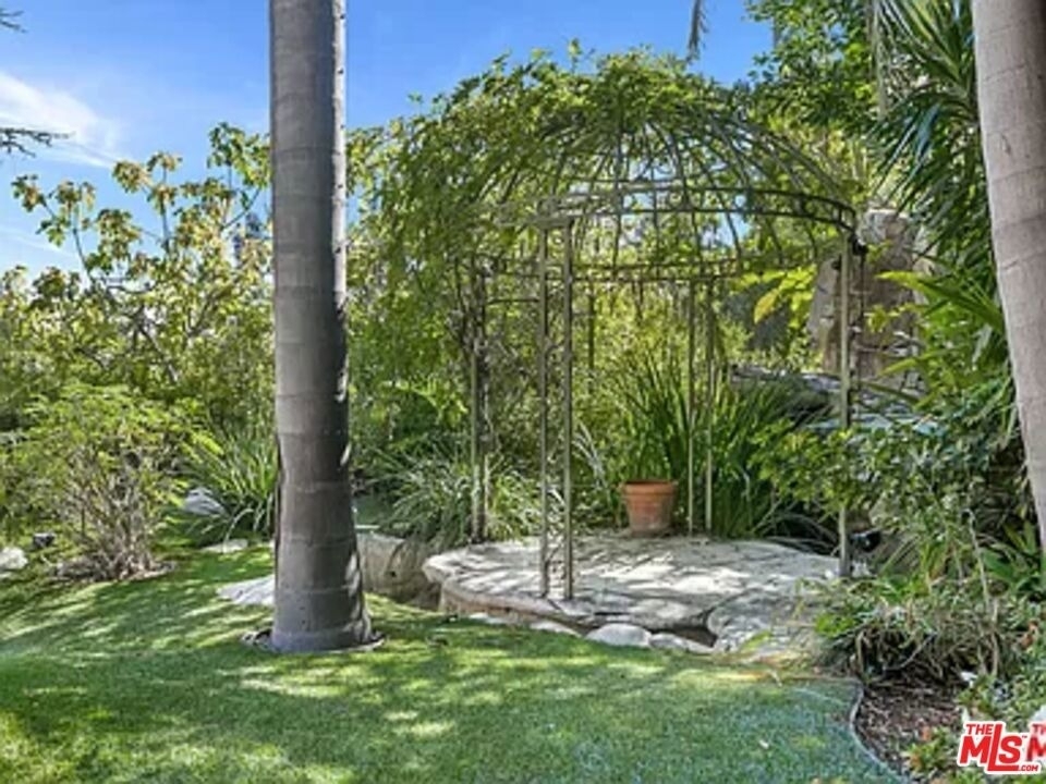 1681 Stone Canyon Road - Photo 35