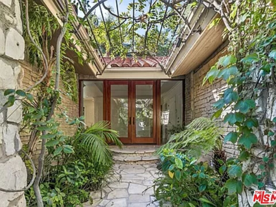 1681 Stone Canyon Road - Photo 47
