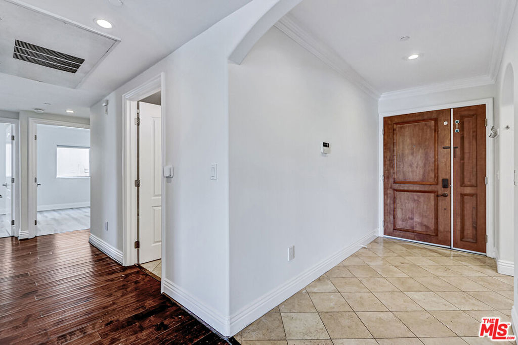 1520 S Shenandoah Street - Photo 7