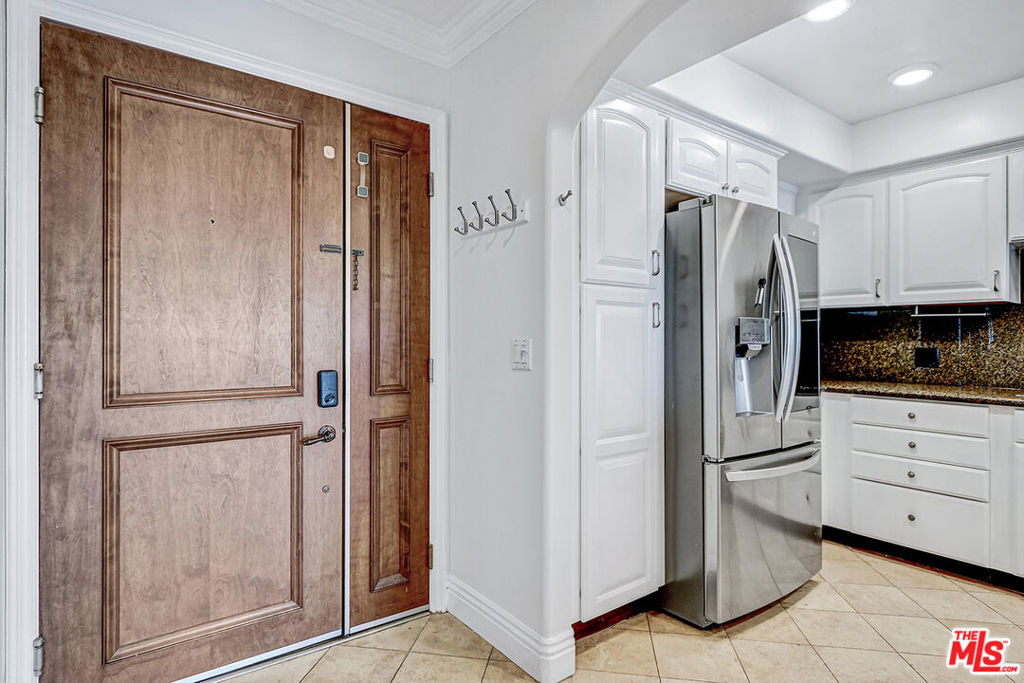 1520 S Shenandoah Street - Photo 6