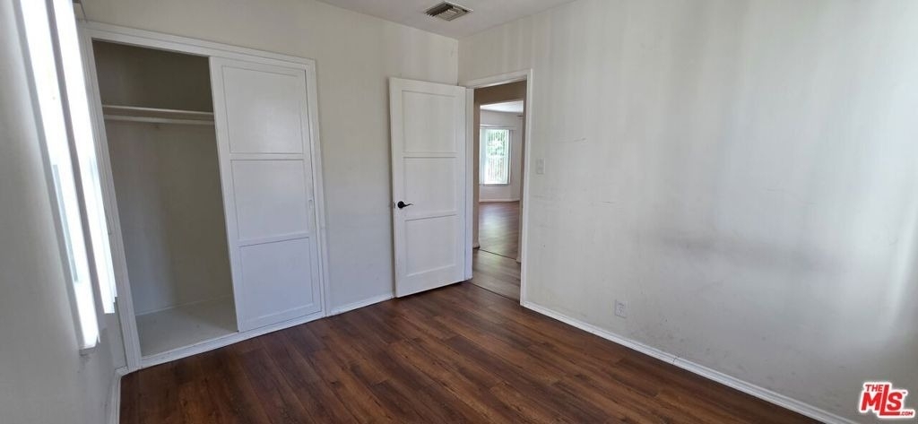 5444 Hermitage Avenue - Photo 8