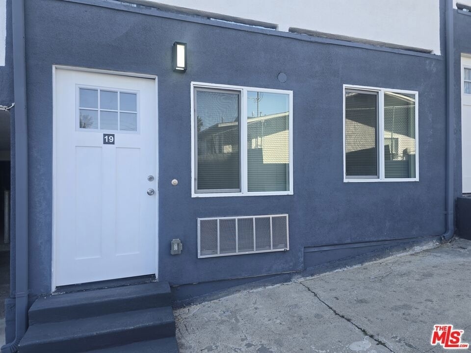 4929 Lynnfield Street - Photo 3