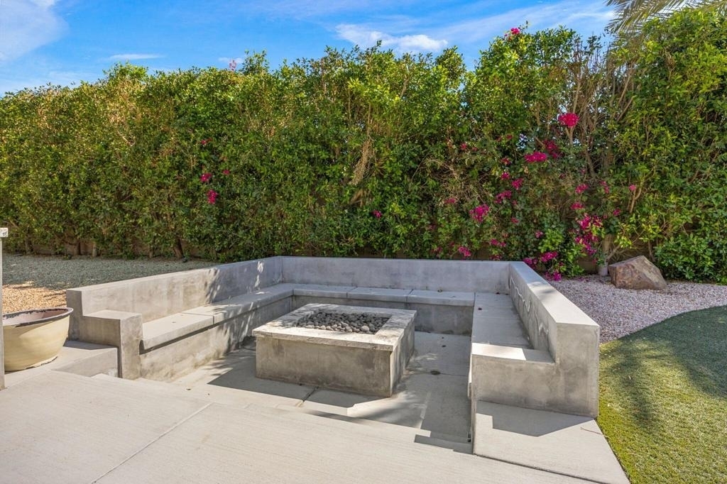 49392 Hohokam River Street - Photo 12