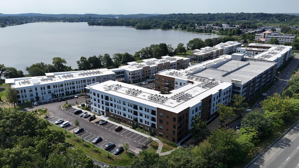 200 Quannapowitt Parkway - Photo 46