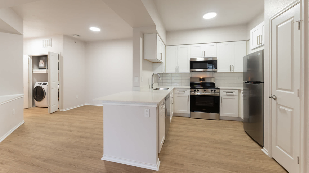 9300 Coit Rd - Photo 3