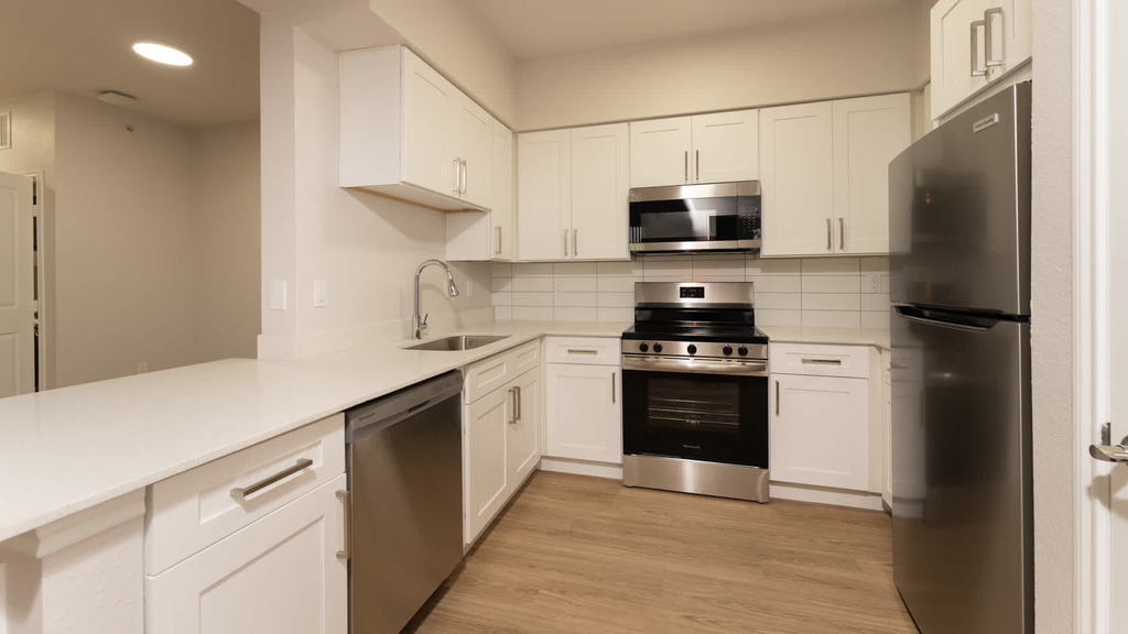 9300 Coit Rd - Photo 2