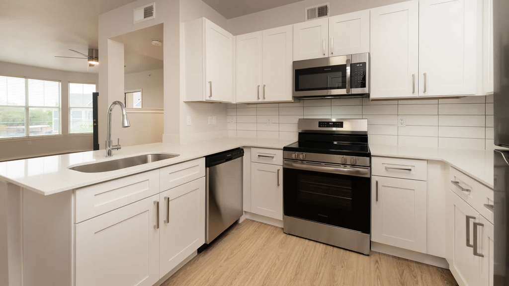 9300 Coit Rd - Photo 1
