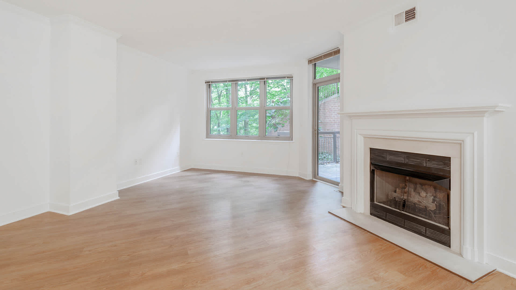 4411 Connecticut Ave. Nw - Photo 7