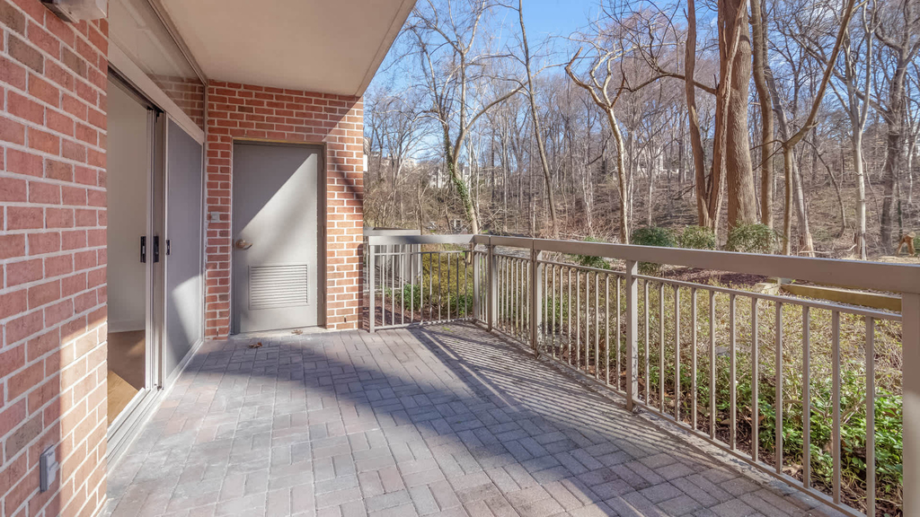 4411 Connecticut Ave. Nw - Photo 11