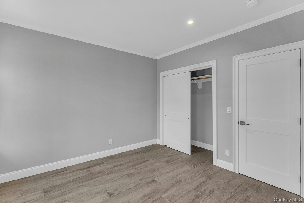 156 W Broadway - Photo 12