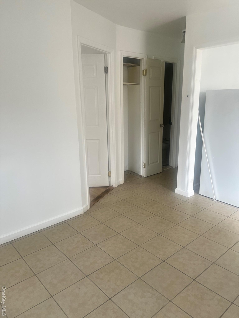 1411 Chandler Street - Photo 3