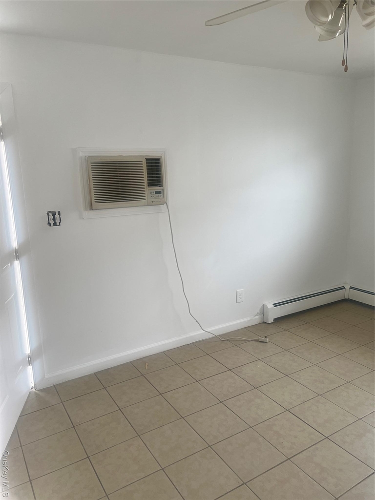 1411 Chandler Street - Photo 1