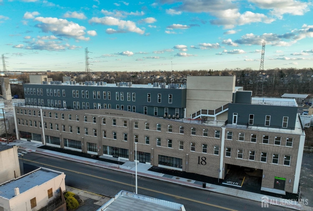 18 West Main Street - Photo 16