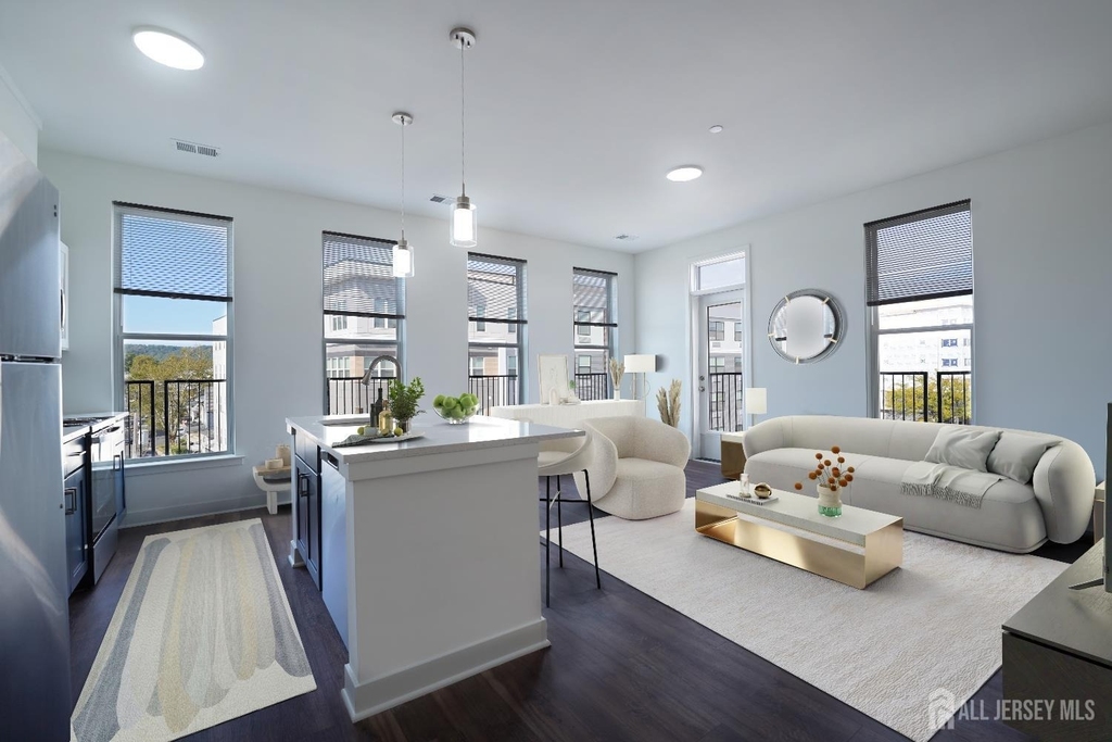 18 West Main Street - Photo 3