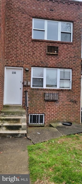 230 W Roosevelt Boulevard - Photo 7