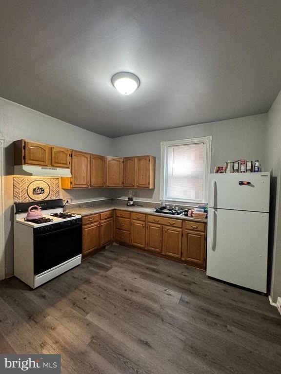533 Buttonwood Street - Photo 1