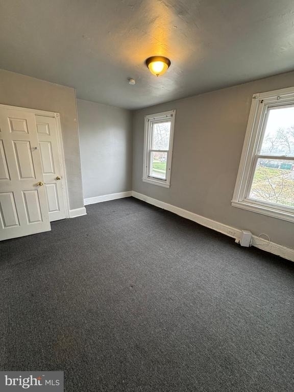 533 Buttonwood Street - Photo 10