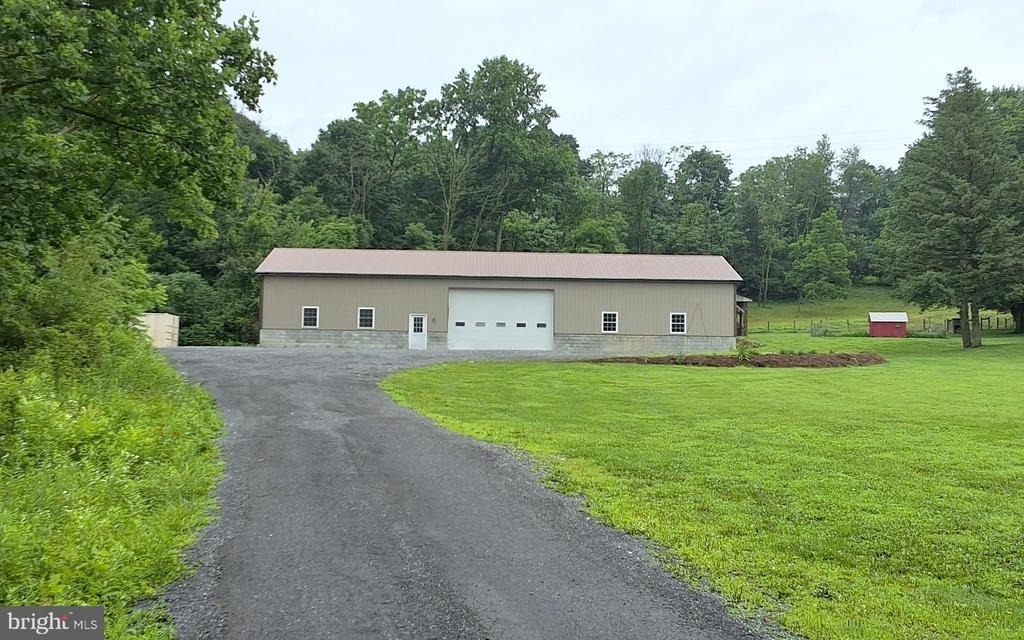 25 Crabgrass Lane - Photo 0