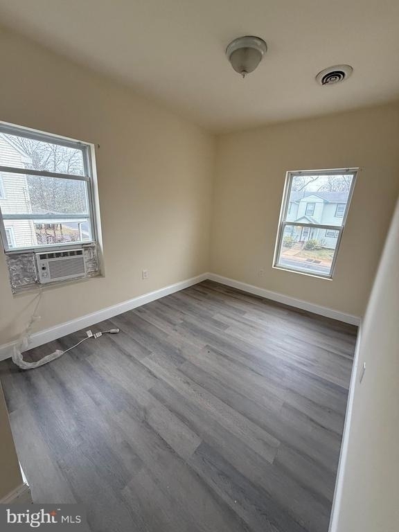 15 Williams Street - Photo 11