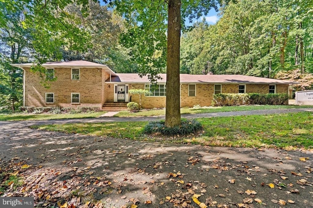 9409 Croom Acres Drive - Photo 0