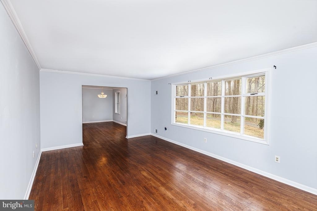 9409 Croom Acres Drive - Photo 2