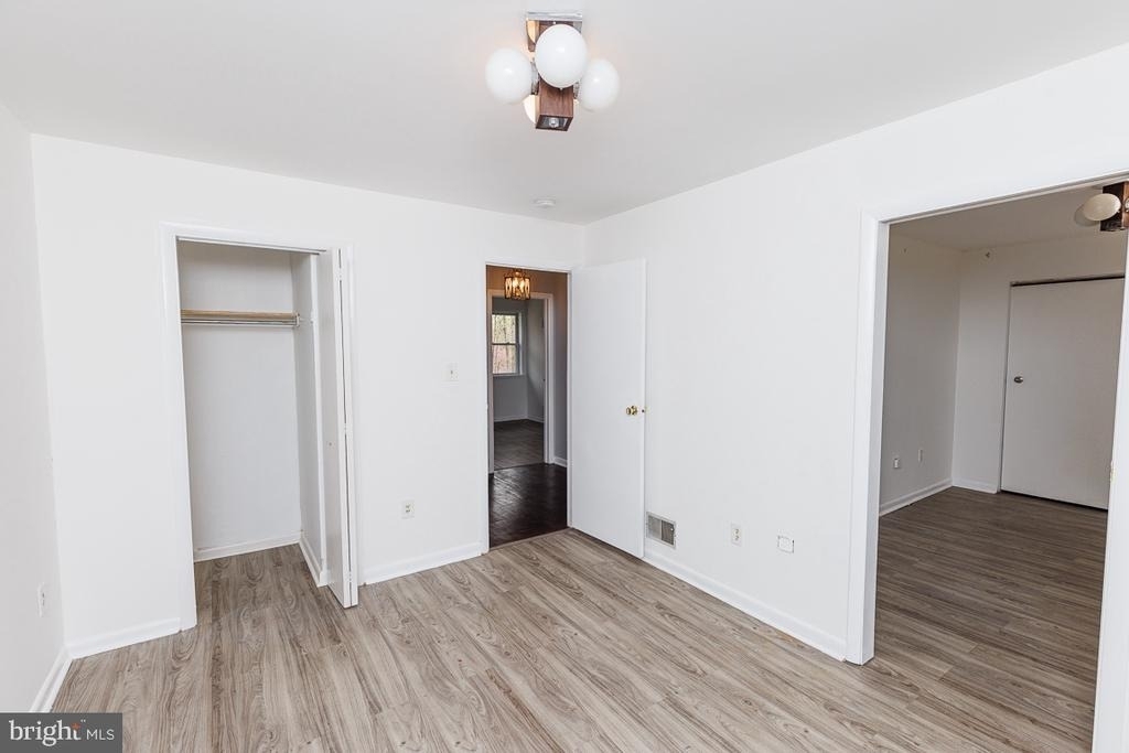 9409 Croom Acres Drive - Photo 6