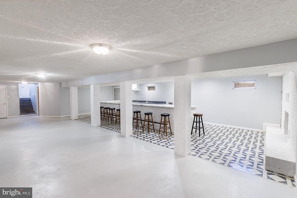 9409 Croom Acres Drive - Photo 8