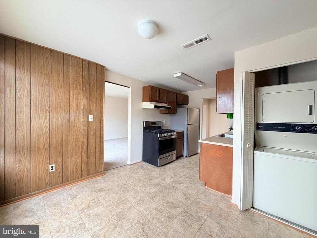 8717 Hayshed Lane - Photo 4