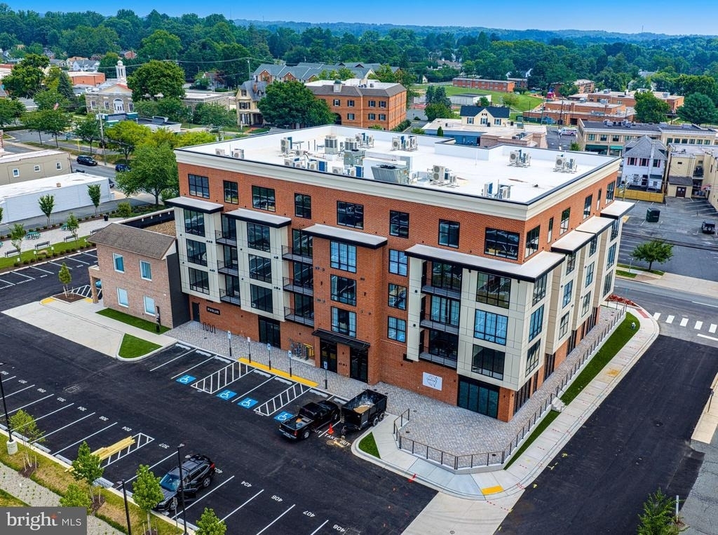 128 N Bond Street - Photo 47