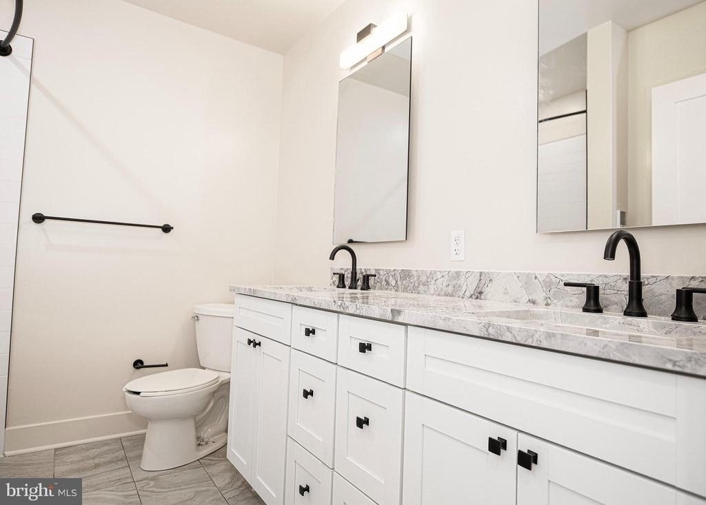 128 N Bond Street - Photo 13